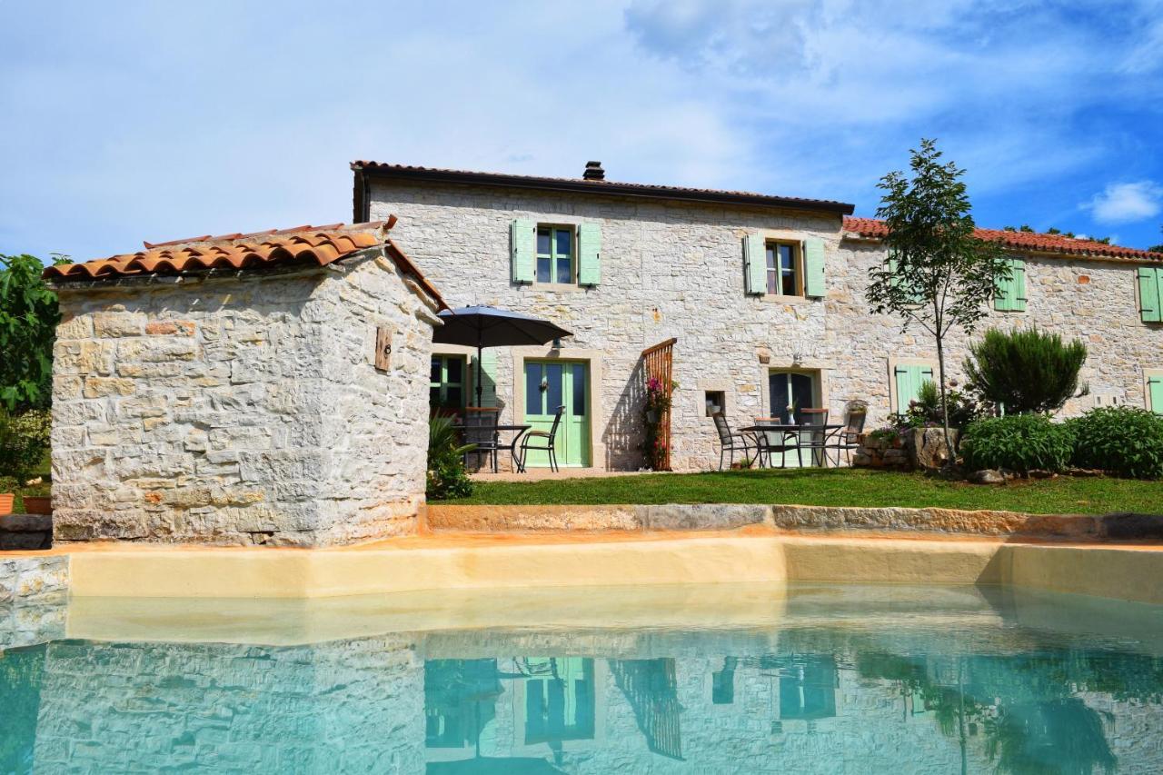 Cottage Al Merlo Olivo Buje Zewnętrze zdjęcie